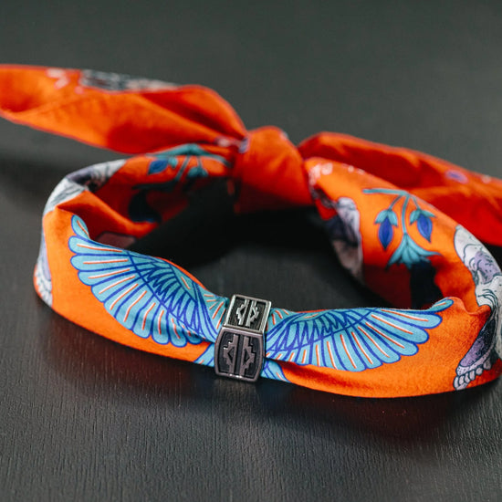 Plains Indian Loop Bandana Slide